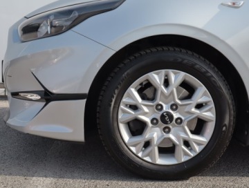 Kia Ceed III Kombi Facelifting 1.5 T-GDI 160KM 2022 Kia Ceed 1.5 T-GDI, Salon Polska, Serwis ASO, zdjęcie 14