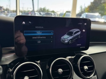 Mercedes GLC C253 SUV Facelifting 2.0 200d 163KM 2022 Mercedes-Benz GLC 200d 4-Matic Nawigacja Kamera cofania CarPlayAndroid, zdjęcie 33
