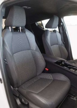 Toyota C-HR I Crossover Facelifting 1.8 Hybrid 122KM 2023 Toyota C-HR 1.8 Hybrid Style 1.8 Hybryda 122KM, zdjęcie 33