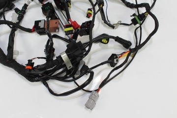 APRILIA TUONO 125 21- УСТАНОВКА ГЛАВНОГО ЖГУТА ПРОВОДОВ