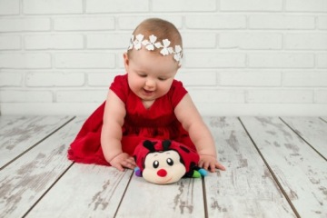 УБЕГАЮЩАЯ БОЖЬЯ КОРОВКА ПОЛЗЕТ ВИБРИРУЕТ СМАЙЛ