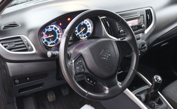 Suzuki Baleno III 1.2 DualJet 90KM 2018 Suzuki Baleno 1.2 Premium 1.2 Benzyna 90KM, zdjęcie 9
