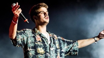 Открытка Тако с Хемингуэем из журнала WWA Summer '19 STANDARD