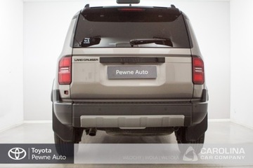 Toyota Land Cruiser VII Terenowy 5d 2.8 D-4D 204KM 2024 Toyota Land Cruiser VII (2017-) LC 2.8 D-4D 204 KM, zdjęcie 28