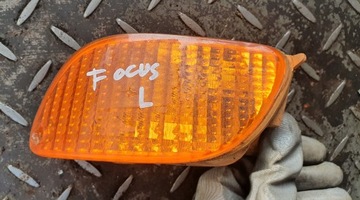 KIERUNKOWSKAZ LEWY FORD FOCUS MK1