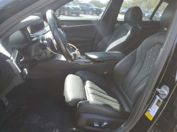 BMW Seria 5 G30-G31 2021 BMW Seria 5 540 I 2021 3.0l 3.0 Benzyna 335KM, zdjęcie 7