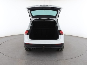 Volkswagen Tiguan I SUV Facelifting 1.4 TSI BlueMotion Technology 125KM 2016 Volkswagen Tiguan PDC hak klima, zdjęcie 18