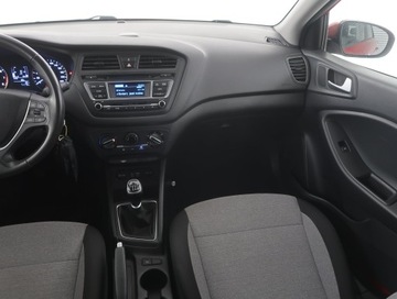 Hyundai i20 I Hatchback 5d Facelifting 1.4 CVVT 100KM 2015 Hyundai i20 1.4, Salon Polska, Klima, Tempomat, zdjęcie 7