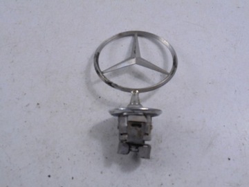 MERCEDES C W203 ZNAK LOGO ZNAKY KAPOTY MÍŘIDLO