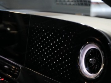 Mercedes CLA C118/X118 2025 MERCEDES-BENZ CLA 200 AMG Line Sedan 1.5 (163KM) 2025, zdjęcie 10