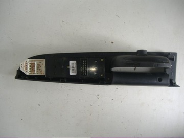 KIA OE 93570-1P442