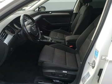 Volkswagen Passat B8 Variant 2.0 TDI 190KM 2015 Volkswagen Passat 2.0 TDI 190KM R-line # Automat, zdjęcie 11