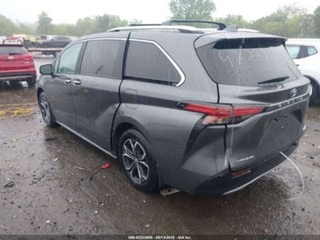 Toyota Sienna III 2025 Toyota Sienna Platinum, 2025r., 4x4, 2.5L 2.5 Benzyna 245KM, zdjęcie 3