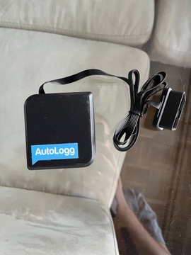 AutoLogg — устройство, записывающее маршрут движения автомобиля.