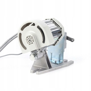 Энергосберегающий швейный двигатель мощностью 750 Вт.