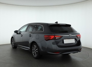 Toyota Avensis III Wagon Facelifting 2015 1.8 Valvematic 147KM 2018 Toyota Avensis 1.8 Valvematic, Salon Polska, zdjęcie 3