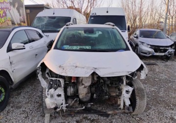 Citroen C3 Aircross  I Crossover 1.6 BlueHDI 100KM 2018 Citroen C3 Aircross 2018r, 1.6 HDI. Uszkodzony przod. VAT 23 cena brutto., zdjęcie 10