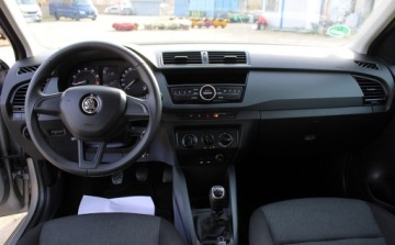 Skoda Fabia III Hatchback Facelifting 1.0 MPI 75KM 2018 Skoda Fabia MPI Bezwypadkowy Jak Nowy Benzyna 75KM, zdjęcie 14