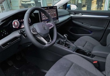 Volkswagen Golf VIII Hatchback Facelifting 1.5 TSI 150KM 2025 Volkswagen Golf 150 KM, Art Velours, Pakiet Zimowy, od reki 1.5 Benzyna, zdjęcie 9