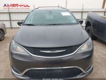 Chrysler Pacifica II 2018 Chrysler Pacifica 2018 Chrysler Pacifica Touring L FWD 3.6 Benzyna 293KM, zdjęcie 9