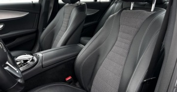 Mercedes Klasa E W213 Limuzyna 2.0 220d 194KM 2020 Mercedes-Benz Klasa E 4Matic SalonPL Burmester Distronic Pneumatyczne Zawi, zdjęcie 10