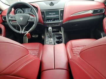 Maserati Levante 2021 Maserati Levante Sport 2021 3.0l 3.0 Benzyna 345KM, zdjęcie 8