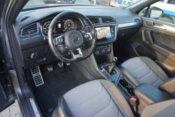 Volkswagen Tiguan II SUV 2.0 TDI 150KM 2018 Volkswagen Tiguan kamera navi 2. 0 TDI 150KM, zdjęcie 4