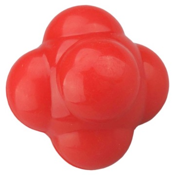 Шестиугольный тренировочный мяч для тренировок по бейсболу.