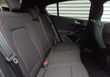 Ford Focus IV Hatchback Facelifting 1.0 EcoBoost 125KM 2024 Ford Focus 1.0 Ecoboost Hybrid 125KM ST-LineX SalonPL SerwisASO VAT23 Gwar, zdjęcie 31