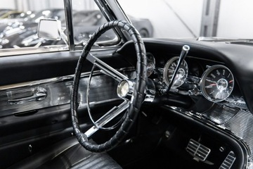 Ford Thunderbird III 1962 Ford Thunderbird 6.4 V8. Stan kolekcjonerski. 1963, zdjęcie 32