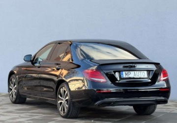 Mercedes Klasa E W213 Limuzyna 2.0 220d 194KM 2019 Mercedes-Benz Klasa E 195KM 220d 4matic salon Polska kamera 2.0 Diesel, zdjęcie 3