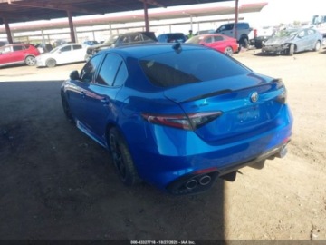 Alfa Romeo Giulia II 2024 Alfa Romeo Giulia Quadrifoglio 2024 2.9l 2.9 Benzyna 505KM, zdjęcie 3