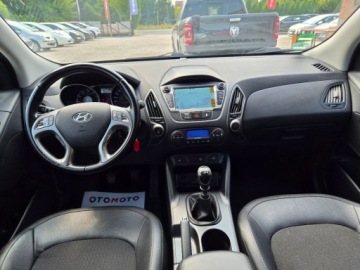 Hyundai ix35 SUV Facelifting 1.6 GDI 135KM 2015 Hyundai ix35 Piekny bialy 1.6 b z Niemiec ful opcja bezwypadkowy zarejestr, zdjęcie 29