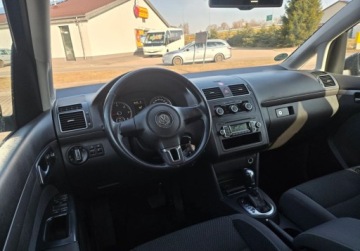 Volkswagen Touran II 1.6 TDI 105KM 2011 Volkswagen Touran Sprowadzony Ubezpieczony Zarejestrowany 1.6 Diesel, zdjęcie 19