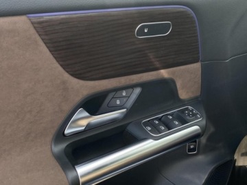 Mercedes GLA II Off-roader Facelifting 1.3 200 163KM 2025 MERCEDES-BENZ GLA 200 AMG Line Suv 1.3 (163KM) 2025, zdjęcie 12