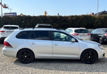 Volkswagen Golf VI Variant 1.6 TDI-CR DPF BlueMotion 105KM 2011 Volkswagen Golf Wersja Comfortline 1.6 Diesel 105KM, zdjęcie 6