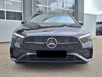 Mercedes Klasa A W177/V177 Hatchback Facelifting 2.0 220 190KM 2025 A Klasa 220 4-Matic AMG Line 2.0 (190KM) 2025, zdjęcie 1