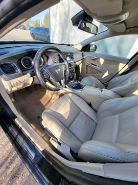 Volvo V60 I Kombi 1.6 DRIVe 115KM 2012 Volvo V60 I 1.6 D2 1,6 bezwypadkowy, niski przebieg, zdjęcie 11