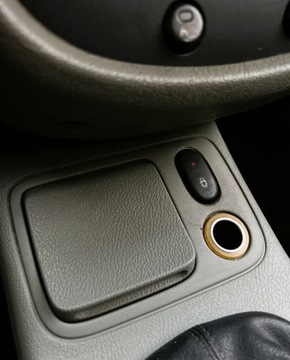 Renault Thalia I 1.4 75KM 2005 Renault Thalia LPG Salon PL Klima Gwarancja w cenie Warszawa VDKA 1.4, zdjęcie 23