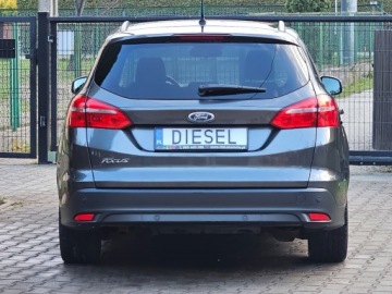 Ford Focus III Kombi Facelifting 1.5 TDCi 120KM 2017 Ford Focus navi grz. fotele grz. kierownica ALU 18 2x kola 1.5, zdjęcie 5