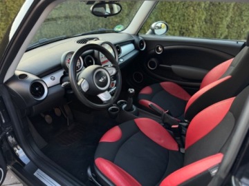 Mini One II Hatchback 1.4 95KM 2010 MINI ONE 1.4 Benz, Zadbany, Bogato Wyposazony 1.4 Benzyna 95KM, zdjęcie 10