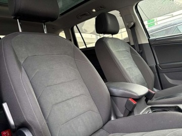 Volkswagen Tiguan Allspace SUV 2.0 TDI 150KM 2021 Volkswagen Tiguan Allspace 2.0 TDI 150 KM HighlinePodgrzewana SzybaLED Mat, zdjęcie 23