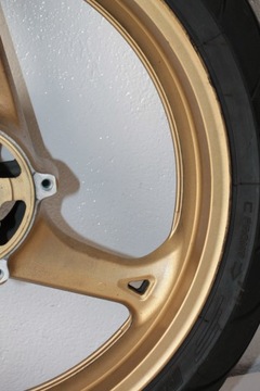 SUZUKI HAYABUSA GSX-R 1300 08-16 ПЕРЕДНИЙ ОБОД