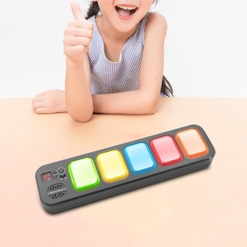 Веселая электронная игра на память. Подарки для девочек с огоньками и прямоугольной формой.