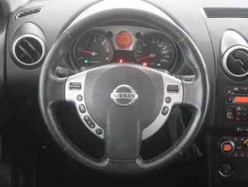 Nissan Qashqai I Crossover 1.5 dCi 106KM 2007 Nissan Qashqai 1.5 dCi, HAK, Klima, Klimatronic, zdjęcie 14