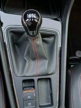 Seat Leon III Hatchback Facelifting 1.5 EcoTSI 130KM 2018 Seat Leon FR , Navigacja CarPlay ,Bezwypadkowy, zdjęcie 31
