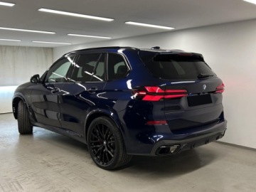 BMW X5 G05 SUV Facelifting 3.0 30d 298KM 2026 BMW X5 xDrive30d Sport Suv 3.0 (298KM) 2026, zdjęcie 2