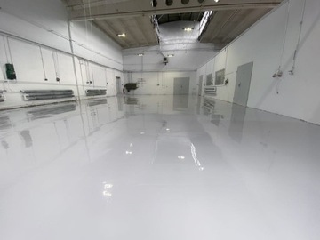 ŻYWICA EPOKSYDOWA, POSADZKA ŻYWICZNA, GARAŻ BIAŁA