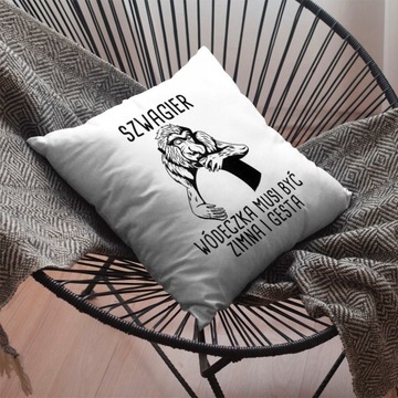 Подушка Szwagier Vodka должна быть холодной и толстой.