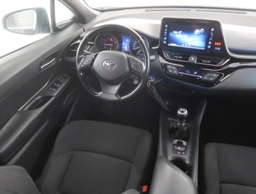 Toyota C-HR I Crossover 1.2L Turbo 116KM 2018 Toyota C-HR 1.2 Turbo, Salon Polska, Serwis ASO, zdjęcie 6